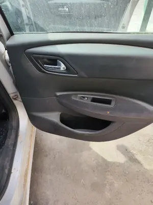 Foto de ELEVALUNAS TRASERO DERECHO CITROEN C4 BERLINA 1.6 16V HDi (90 CV / 66 KW)