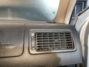 Foto de AIREADOR DERECHO VOLKSWAGEN GOLF IV BERLINA (1J1)(10.1997)