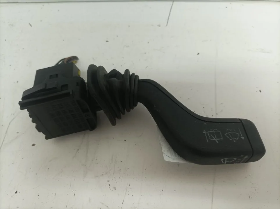 Foto de MANDO LIMPIA OPEL ASTRA G BERLINA referencia 090243395