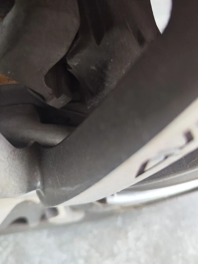 Foto de PINZA DE FRENO DELANTERA DERECHA CITROEN GRAND C4 PICASSO 1.6 16V HDi FAP (109 CV / 80 KW) referencia 1610495580