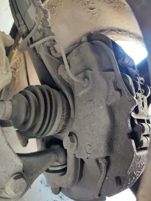 Foto de PINZA DE FRENO DELANTERA IZQUIERDA VOLKSWAGEN TOUAREG (7L6) 4.2 V8 32V FSI (350 CV / 257 KW)