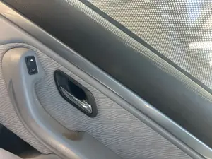 Foto de MANETA INTERIOR TRASERA DERECHA BMW SERIE 5 TOURING (E39) 2.0 24V (150 CV / 110 KW)