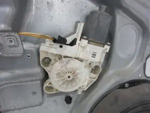 Foto de ELEVALUNAS DELANTERO IZQUIERDO FORD FOCUS BERLINA (CAP) 1.8 TDCi Turbodiesel CAT (116 CV / 85 KW) referencia 4M51A203A29BG foto 6