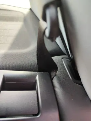Foto de CINTURON SEGURIDAD TRASERO IZQUIERDO OPEL VECTRA C BERLINA 2.2 16V DTI CAT (Y 22 DTR / L50) (125 CV / 92 KW)