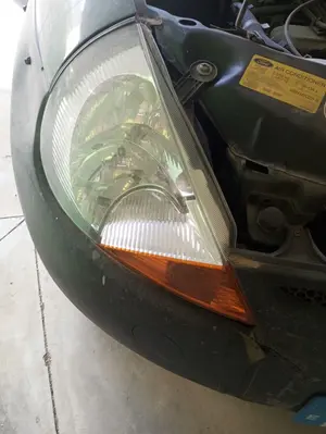 Foto de FARO DERECHO FORD KA (CCQ) 1.3 CAT (50 CV / 37 KW) referencia 1079423 foto 1