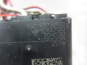 Foto de CAJA RELES / FUSIBLES VOLKSWAGEN GOLF VII BERLINA (BQ1/BE2) 1.6 TDI (116 CV / 85 KW) referencia 5Q0937650 foto 3