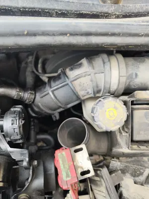 Foto de TUBO RENAULT CLIO III 1.5 dCi Diesel CAT (86 CV / 63 KW)