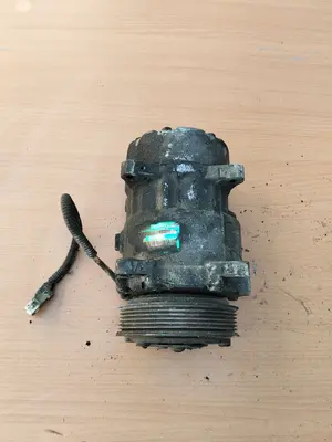 Foto de COMPRESOR AIRE ACONDICIONADO PEUGEOT 306 3/5 PT. / 4 PT. (S2) referencia 9640486480 foto 1