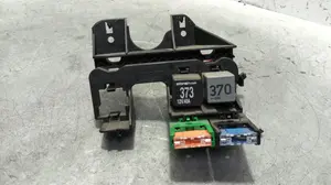 Foto de CAJA RELES / FUSIBLES AUDI A4 AVANT (8E) 1.9 TDI (116 CV / 85 KW) referencia 8E1937503