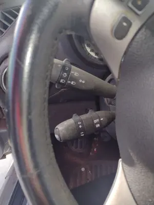 Foto de MANDO INTERMITENTES ALFA ROMEO GT (125) 1.9 JTD (M) 16V CAT (150 CV / 110 KW) foto 2