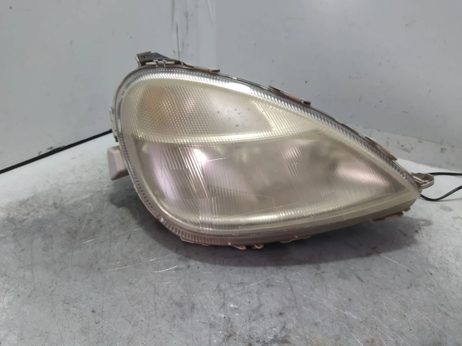 Foto de FARO DERECHO MERCEDES-BENZ CLASE A (BM 168) 1.7 CDI Diesel CAT (90 CV / 66 KW) referencia 0301152212