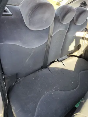 Foto de ASIENTOS TRASERO DERECHO CITROEN C3 1.4  (73 CV / 54 KW)