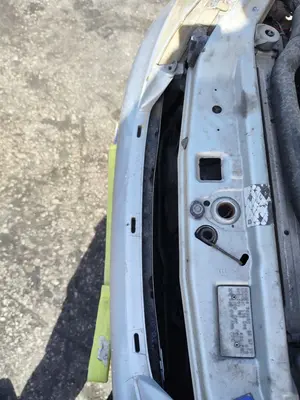 Foto de REFUERZO PARAGOLPES DELANTERO OPEL VECTRA B BERLINA 2.0 DTI (101 CV / 74 KW)