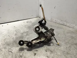 Foto de PEDAL FRENO DUCATI MONSTER 696 696 cm3 - 58.8 kW (80 CV / 59 KW) referencia 45710181A
