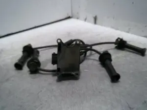 Foto de BOBINA ENCENDIDO FORD FOCUS BERLINA (CAK) 2.0 16V CAT (131 CV / 96 KW) referencia 0040100350ZS350 foto 3