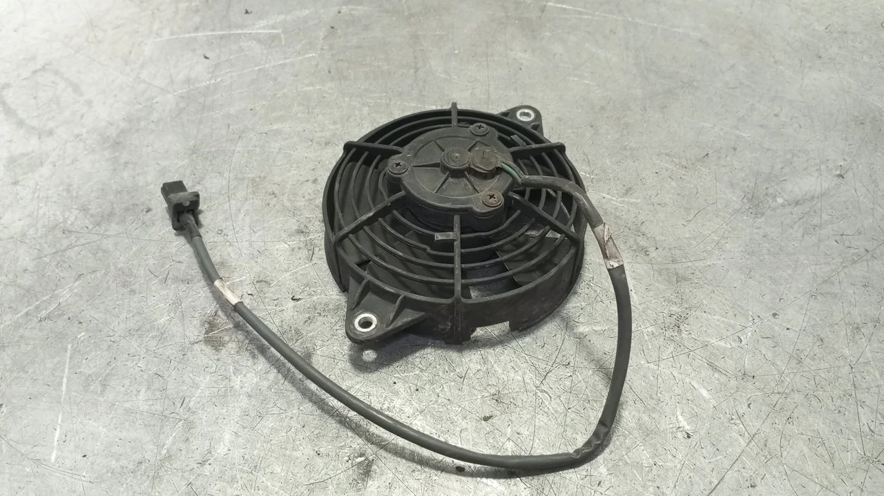 Foto de ELECTROVENTILADOR HONDA SH 300I 279 cm3 - 20 kW (27 CV / 20 KW) referencia E1032749