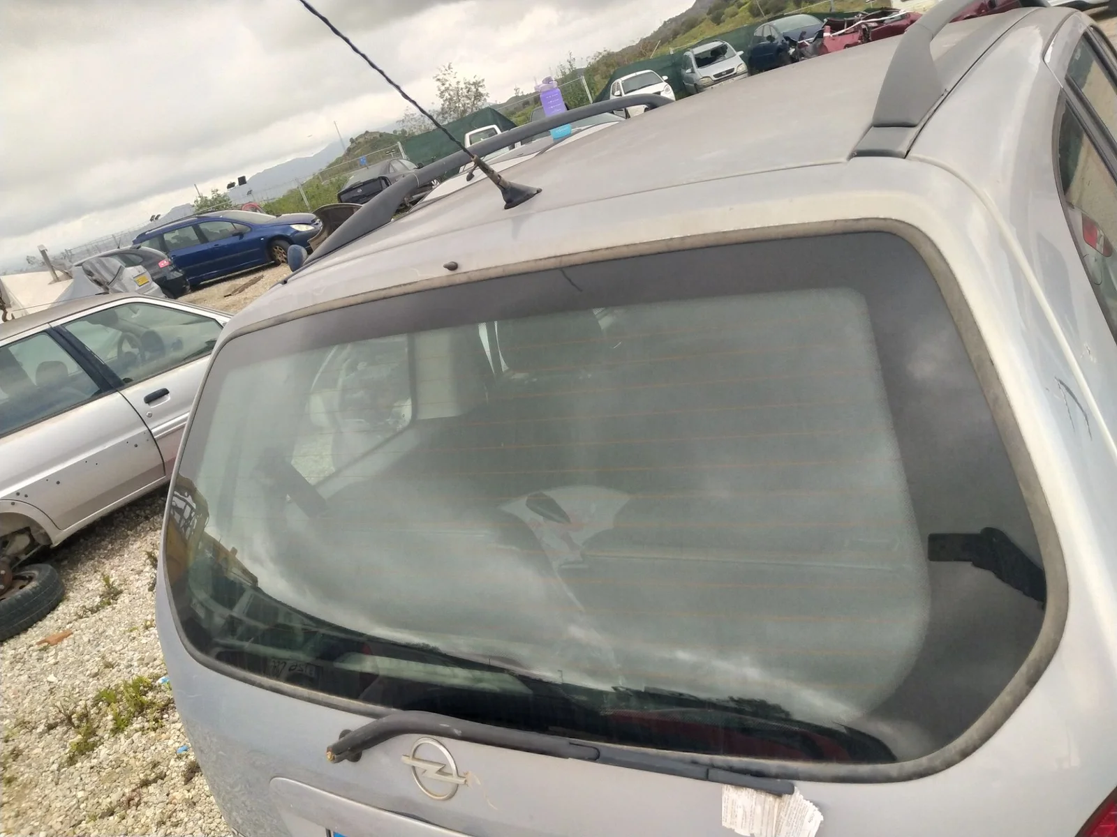 Foto de LUZ CENTRAL DE FRENO OPEL ZAFIRA A 2.0 DTI (101 CV / 74 KW)