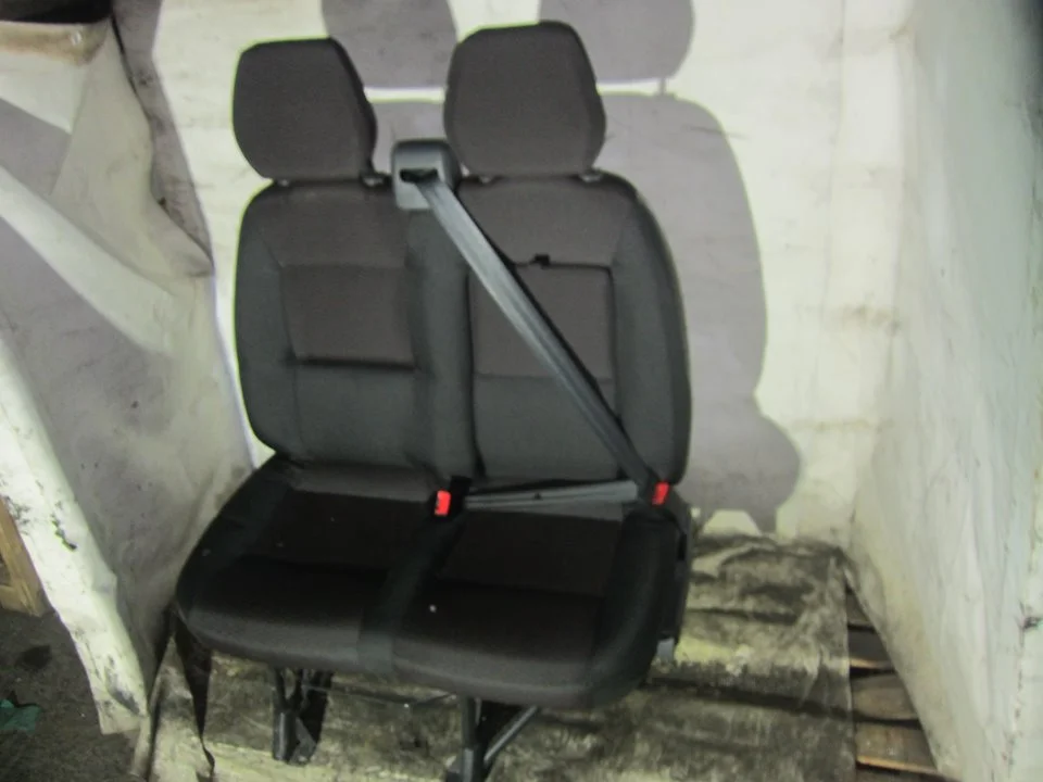 Foto de ASIENTO DOBLE CITROEN JUMPER KASTEN 2.2 Blue-HDI FAP CAT (2184 cm3) (140 CV / 103 KW)