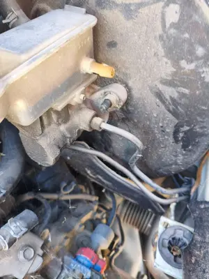 Foto de BOMBA FRENO RENAULT KOLEOS I 2.0 dCi Diesel FAP CAT (173 CV / 127 KW)