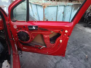 Foto de CERRADURA PUERTA DELANTERA DERECHA CITROEN C3 1.0 VTi (68 CV / 50 KW)