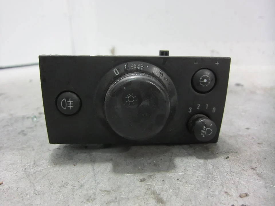 Foto de MANDO LUCES OPEL MERIVA 1.7 16V CDTI (101 CV / 74 KW) referencia 93394756