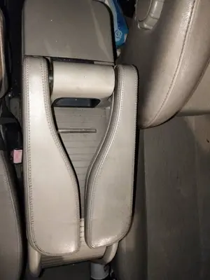 Foto de APOYABRAZOS CENTRAL RENAULT SCENIC II (JM)
