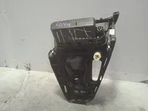 Foto de NO IDENTIFICADO FORD FOCUS BERLINA (CEW) 1.0 EcoBoost CAT (125 CV / 92 KW) referencia F1EBA044C82 foto 4