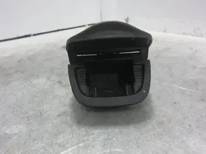 Foto de CENICERO PEUGEOT 206 1.6 16V CAT (109 CV / 80 KW) referencia 9641089777 foto 3