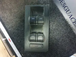 Foto de MANDO ELEVALUNAS DELANTERO IZQUIERDO AUDI A6 BERLINA (4B2) referencia 4B0959851 foto 4