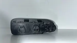 Foto de MANDO ELEVALUNAS DELANTERO IZQUIERDO CITROEN C5 BERLINA referencia 96498424ZF foto 2