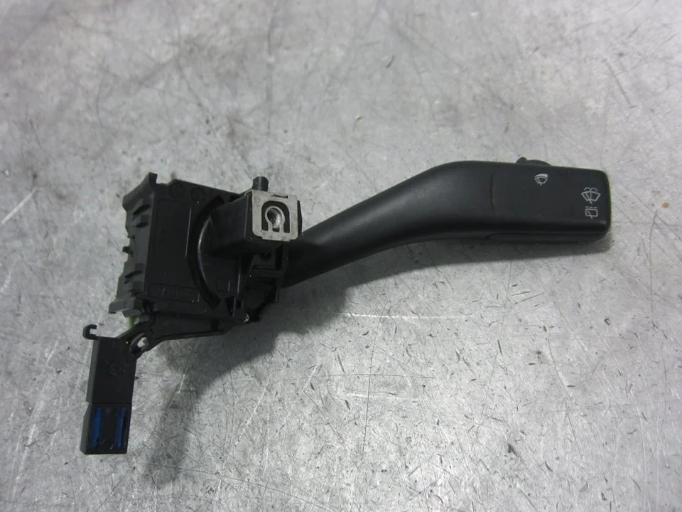 Foto de MANDO LIMPIA SEAT LEON (1P1) 1.9 TDI (105 CV / 77 KW) referencia 1K0953519