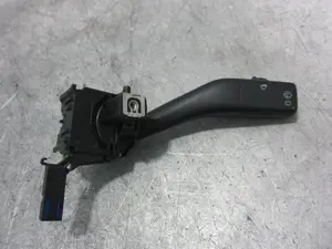 Foto de MANDO LIMPIA SEAT LEON (1P1) 1.9 TDI (105 CV / 77 KW) referencia 1K0953519