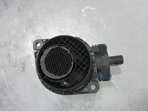 Foto de CAUDALIMETRO VOLKSWAGEN PASSAT BERLINA (3C2) referencia 038906461B