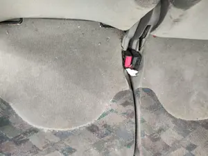Foto de ENGANCHE CINTURON TRASERO DERECHO CITROEN XSARA PICASSO 2.0 HDi CAT (RHY / DW10TD) (90 CV / 66 KW)