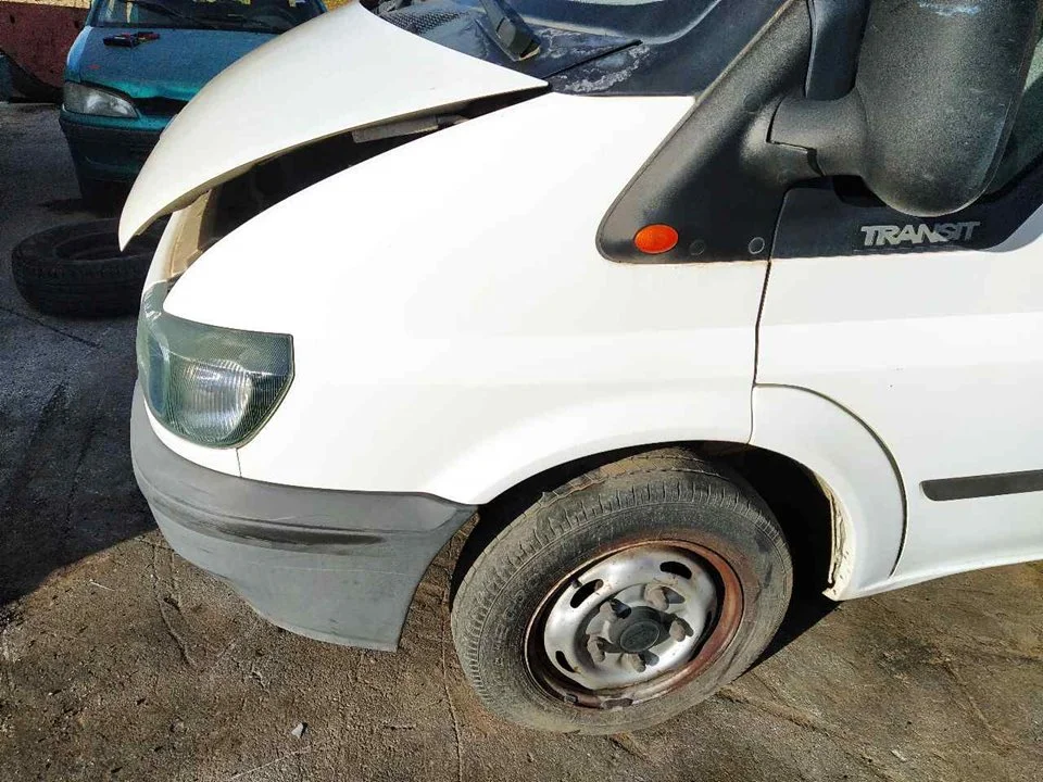 Foto de ALETA DELANTERA IZQUIERDA FORD TRANSIT COMBI (FY) 2.0 TD CAT (75 CV / 55 KW) referencia 4469787