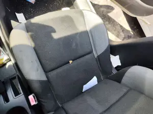 Foto de ASIENTO DELANTERO DERECHO PEUGEOT 207 1.4 (73 CV / 54 KW) foto 1