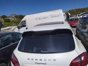 Foto de GUARNECIDO PORTON TRASERO PORSCHE CAYENNE (TIPO 92A) 4.8 V8 CAT (400 CV / 294 KW) referencia 7P5867601J