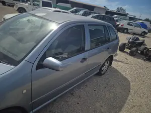 Foto de LUNA TRASERA IZQUIERDA SKODA FABIA COMBI (6Y5) 1.9 TDI (101 CV / 74 KW) referencia 6Y9845205A