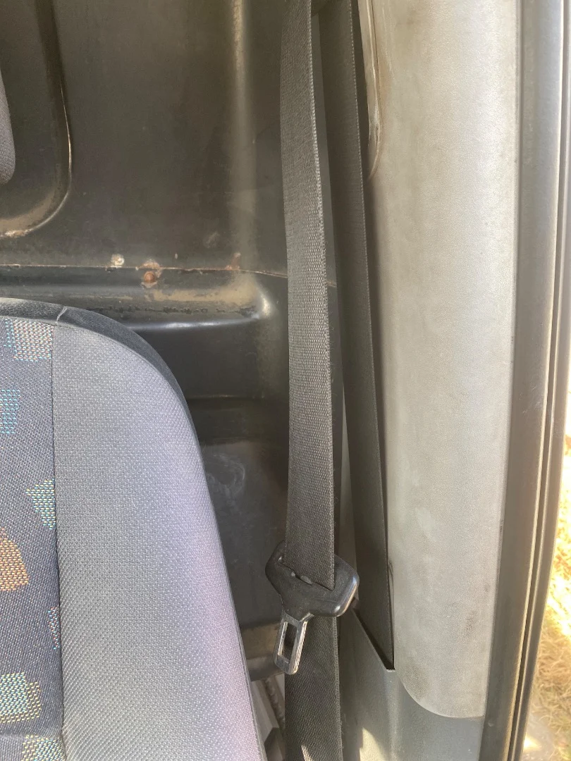 Foto de CINTURON SEGURIDAD DELANTERO IZQUIERDO MERCEDES-BENZ VITO FURGÓN (639) 2.1 CDI CAT (109 CV / 80 KW) referencia A6398603885 9A86