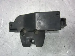 Foto de CERRADURA MALETERO / PORTON CITROEN C5 BERLINA 2.0 HDi (109 CV / 80 KW) referencia 9633089280
