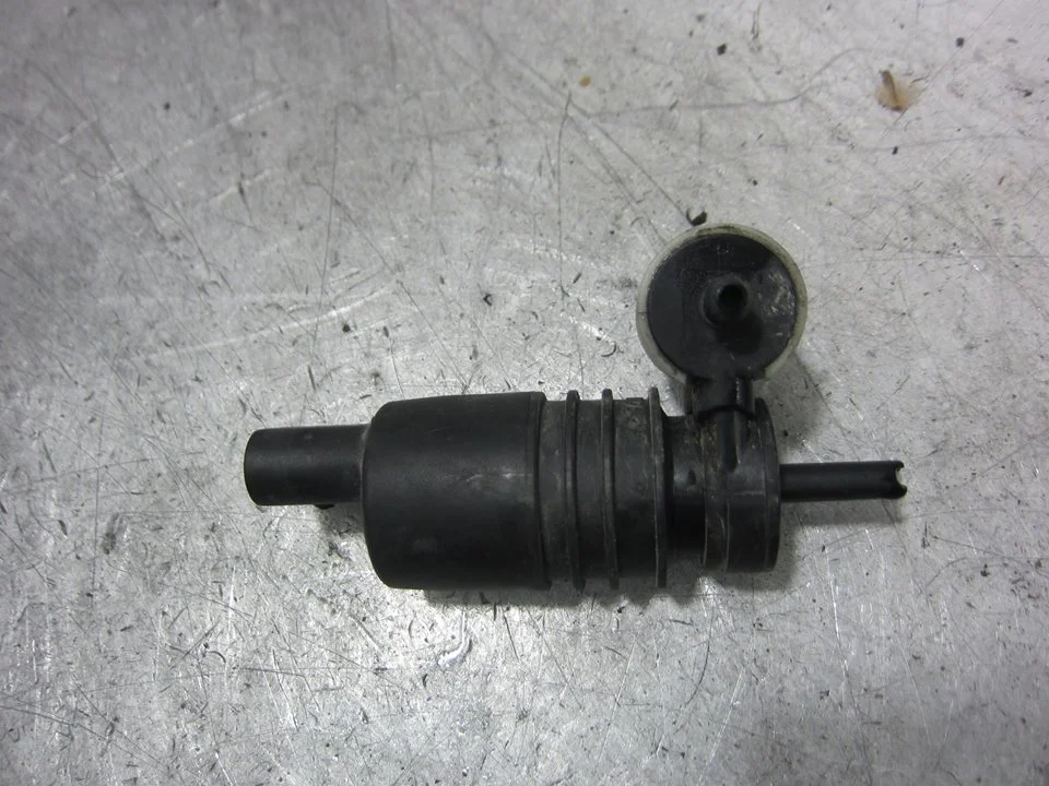 Foto de BOMBA LIMPIA SUZUKI IGNIS RM (MH) 1.3 DDiS Diesel CAT (69 CV / 51 KW)