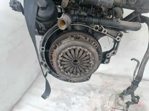 Foto de MOTOR COMPLETO PEUGEOT 206 1.4 HDi (68 CV / 50 KW) referencia 8HX