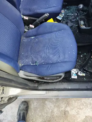 Foto de ASIENTO DELANTERO DERECHO FIAT II PUNTO (188) BERLINA 1.2 CAT (60 CV / 44 KW)