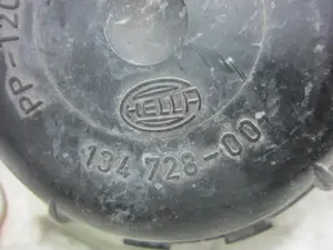 Foto de FARO IZQUIERDO VOLKSWAGEN VENTO (1H2) 1.6 (75 CV / 55 KW) referencia 13905300 foto 2