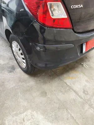 Foto de PARAGOLPES TRASERO OPEL CORSA D 1.3 16V CDTI (75 CV / 55 KW) foto 2