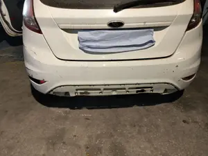 Foto de PARAGOLPES TRASERO FORD FIESTA (CNN)