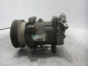 Foto de COMPRESOR AIRE ACONDICIONADO RENAULT CLIO III 1.2  (75 CV / 55 KW) referencia 8200819568A