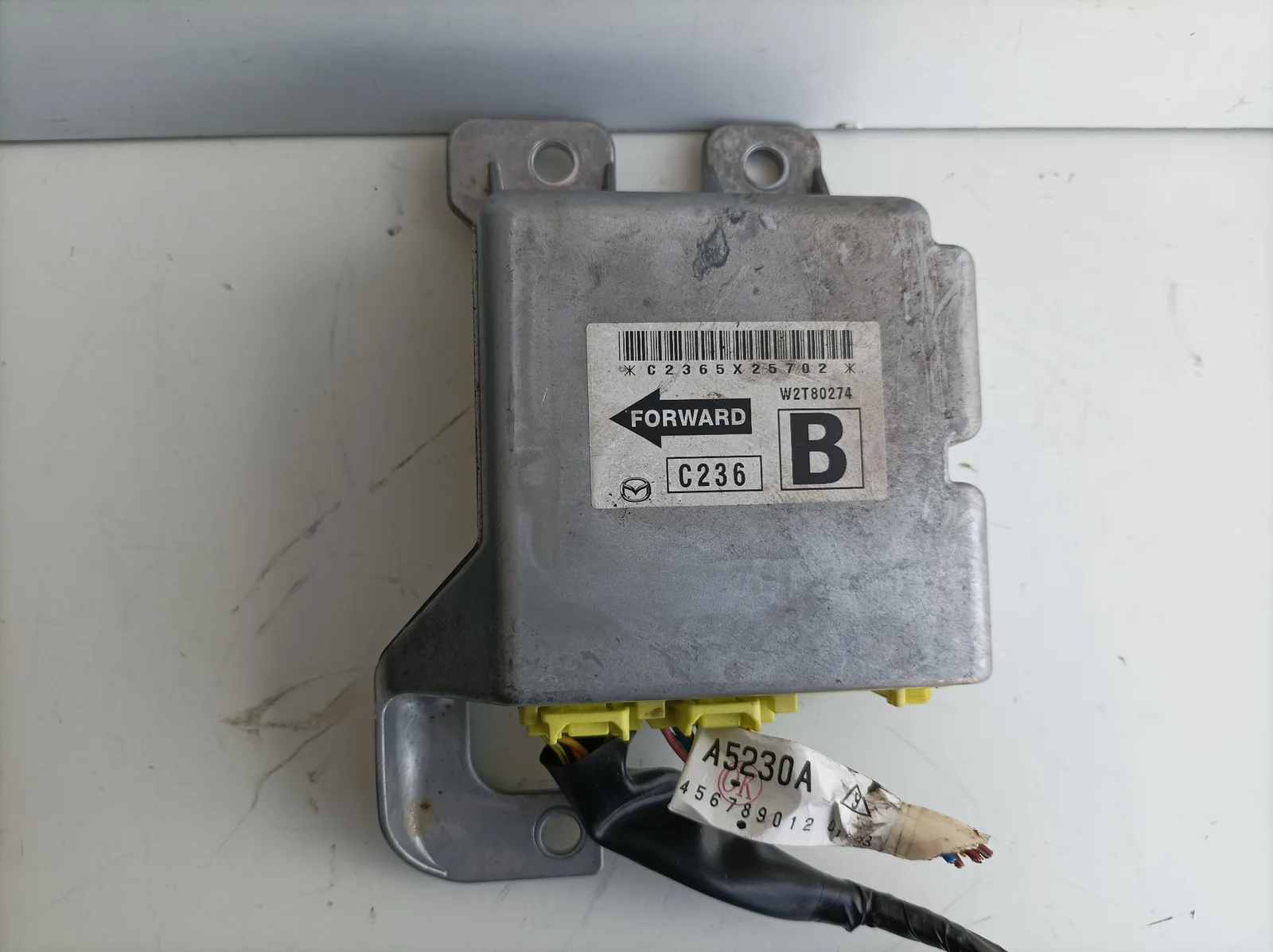 Foto de CENTRALITA AIRBAG MAZDA 5 BERLINA (CR) 2.0 Diesel CAT (143 CV / 105 KW) referencia W2T80274