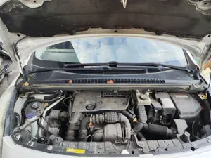 Foto de ARTICULACION LIMPIA DELANTERA PEUGEOT 3008 1.6 Blue-HDI FAP (120 CV / 88 KW)
