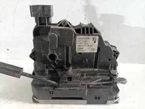 Foto de CERRADURA PUERTA DELANTERA DERECHA CITROEN JUMPER CAMIÓN referencia 977713100